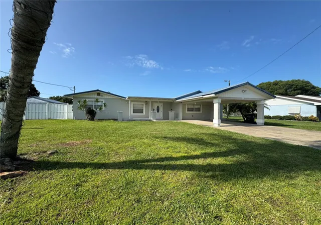 5th image of 502 Canal Dr, Lake Wales, FL 33859 | MLS# P4938915
