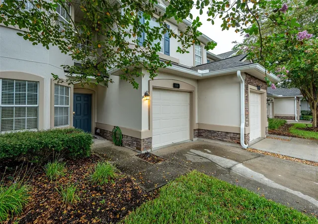 Photo 4 of House for sale at 332 Wooded Xing Cir, Saint Augustine, FL 32084 | MLS# TB8515384 | Listing updated on 2026-10-05