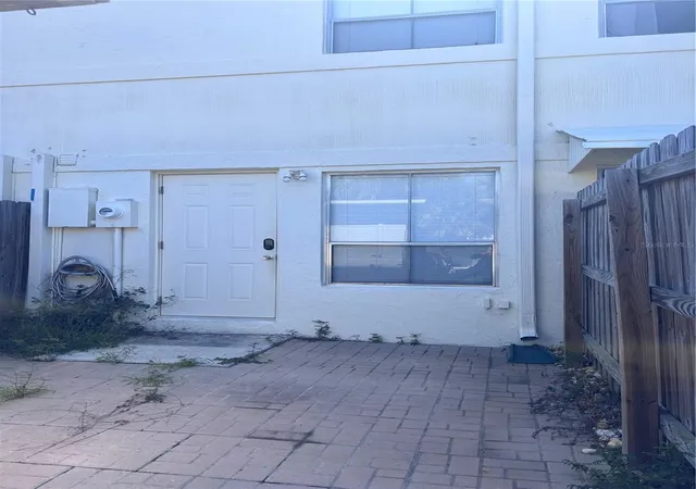 Photo 1 of Townhouse for sale at 4515 La Capri Ct, Tampa, FL 33611 | MLS# A4695876 | Listing updated on 2026-07-24
