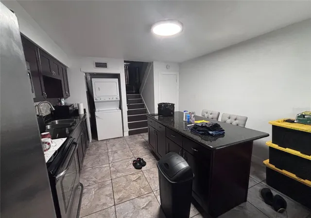 Photo 2 of Townhouse for sale at 4515 La Capri Ct, Tampa, FL 33611 | MLS# A4695876 | Listing updated on 2026-07-24