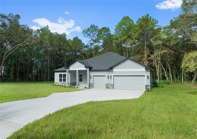 Photo 3 of Single family home for sale at 12 S School Ave, Lecanto, FL 34461 | MLS# GC540891 | Listing updated on 2026-10-09