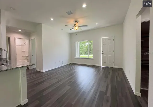 5th image of 122 Malauka Loop, Ocklawaha, FL 32179 | MLS# O6413521