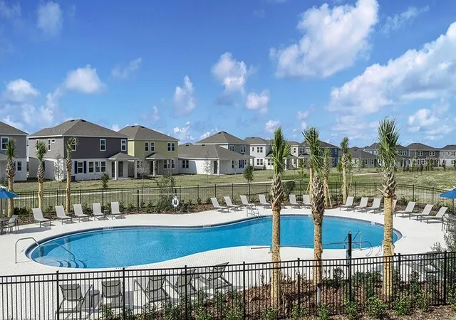 4th image of 228 Streamwater Wy, Groveland, FL 34736 | MLS# O6413540