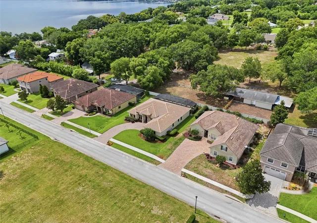 Photo 4 of Single family home for sale at 12825 Brunello Cir, Clermont, FL 34711 | MLS# G5113283 | Listing updated on 2026-07-31