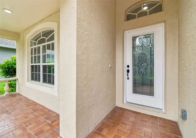 2nd image of 3041 Beaver Pond Trl, Valrico, FL 33596 | MLS# TB8515423