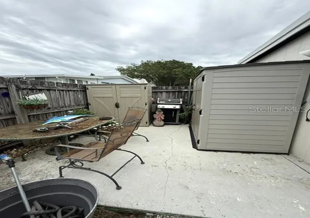 Homes for sale in Largo, FL | 1001 Starkey Road, Largo, FL 33771 | Houzeo