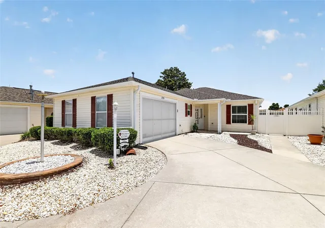 Photo 1 of Single family home for sale at 17755 Se 84th Sheldon Ter, The Villages, FL 32162 | MLS# G5113285 | Listing updated on 2026-08-21