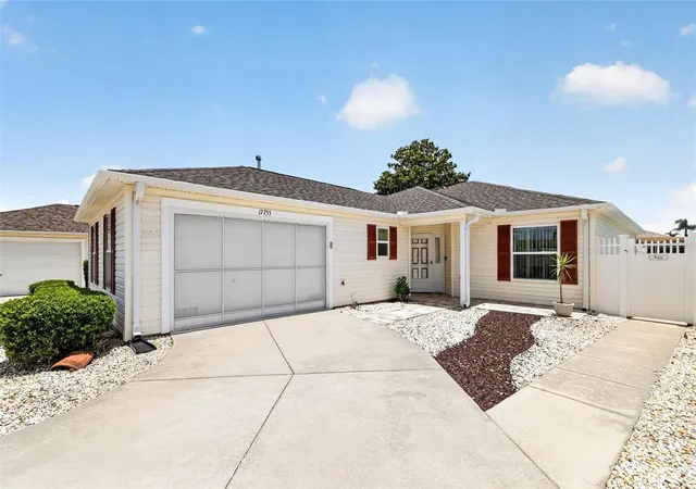 Photo 2 of Single family home for sale at 17755 Se 84th Sheldon Ter, The Villages, FL 32162 | MLS# G5113285 | Listing updated on 2026-08-21