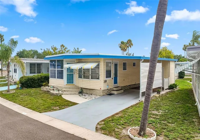 Homes for sale in St Petersburg, FL | 7901 40Th Ave N #74, St Petersburg, FL 33709 | MLS# TB8515438