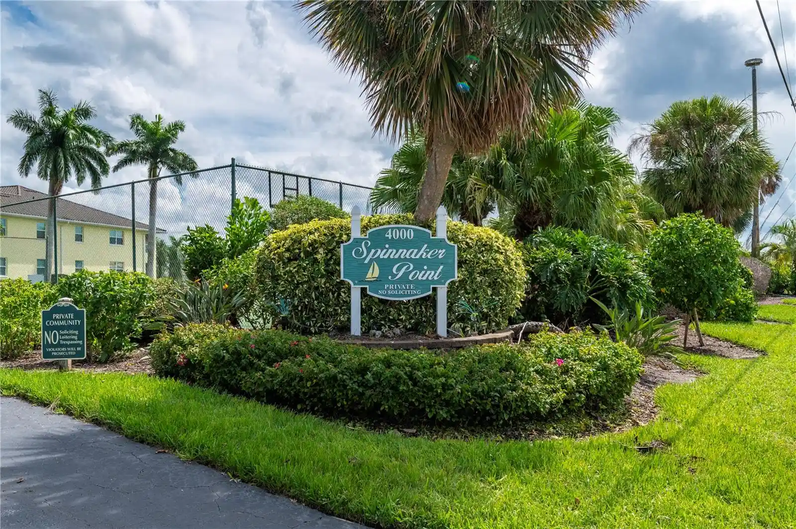 Listing Photo 2 - Condo for sale in 4000 Bal Harbor Blvd located at 4000 Bal Harbor Blvd, Punta Gorda, FL 33950 - Unit #223