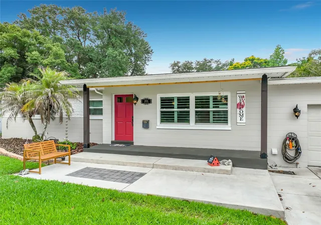 Photo 3 of Single family home for sale at 2806 Vine St, Orlando, FL 32806 | MLS# O6413605 | Listing updated on 2026-08-15