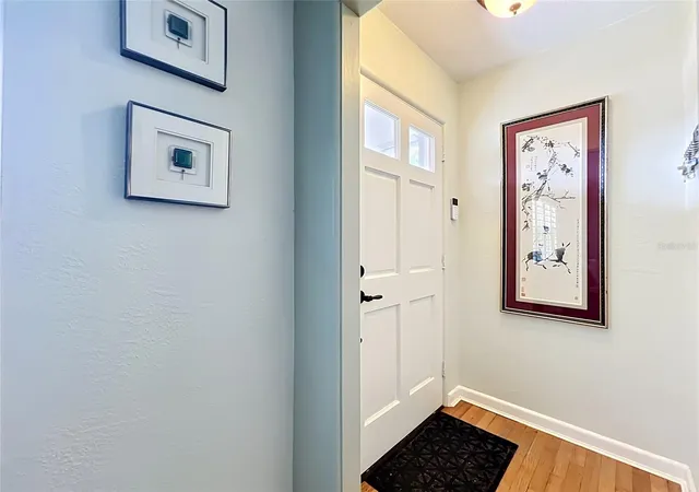 Photo 3 of Single family home for sale at 2806 Vine St, Orlando, FL 32806 | MLS# O6413605 | Listing updated on 2026-08-15