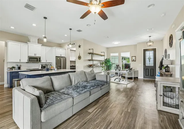 5th image of 9876 Pangola Loop, Land O Lakes, FL 34639 | MLS# TB8515486