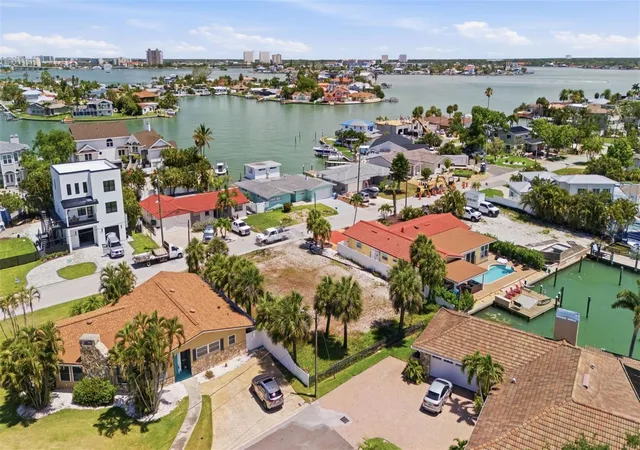 5th image of 620 59Th Ave, St Pete Beach, FL 33706 | MLS# TB8515488