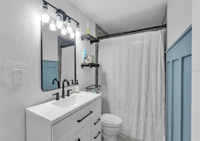 Photo 4 of Single family home for sale at 217 4th Jpv St, Winter Haven, FL 33881 | MLS# L4962456 | Listing updated on 2026-08-14