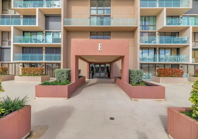 Homes for sale in Treasure Island, FL | 1 Key Capri #209E, Treasure Island, FL 33706 | MLS# TB8515491