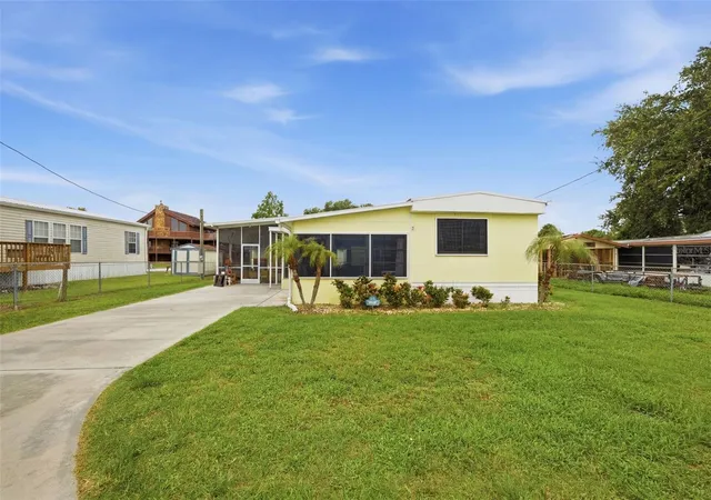 1st image of 1056 Blue Heron Ln, Moore Haven, FL 33471 | MLS# A4695914
