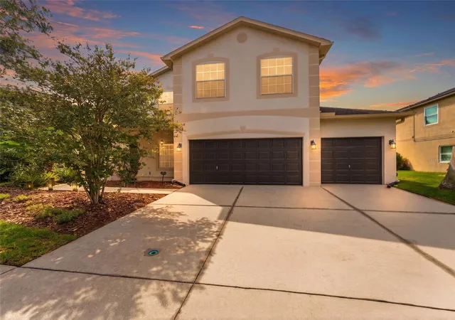 1st image of 14843 Heronglen Dr, Lithia, FL 33547 | MLS# TB8515497