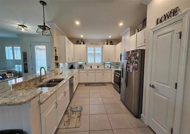 4th image of 3270 Francoa Dr, Odessa, FL 33556 | MLS# W7886389