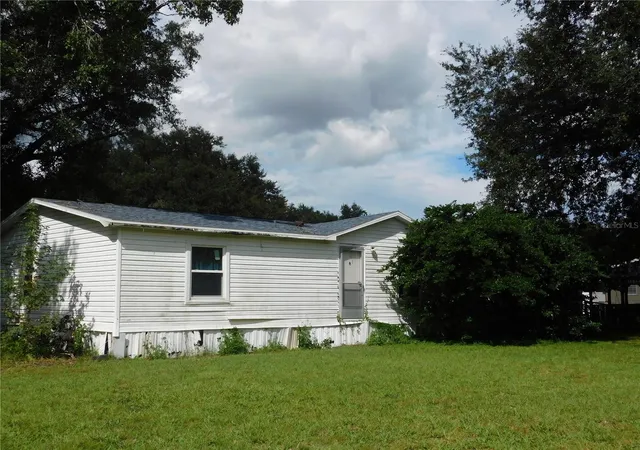 Manufactured home for sale at 30501 Clearview Dr, WESLEY CHAPEL, FL 33545 | MLS# TB8515521