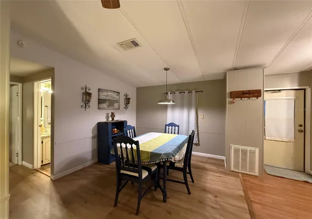 5th image of 101 Cypress Rd, Wildwood, FL 34785 | MLS# G5113301