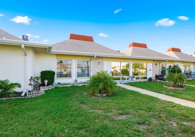 Homes for sale in Holiday, FL | 4344 Tahitian Gardens Cir #B, Holiday, FL 34691 | MLS# TB8515536