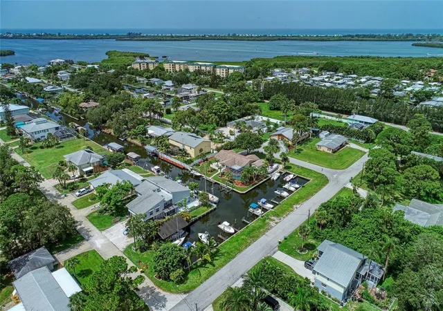 Photo 2 of Land for sale at 9130 Pine Cvs Dr #B82, Englewood, FL 34224 | MLS# A4695925 | Listing updated on 2026-09-08