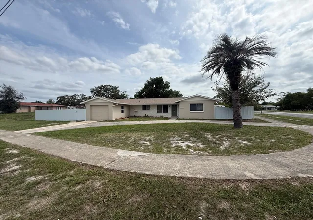 Photo 1 of Single family home for sale at 6568 Treehaven Dr, Spring Hill, FL 34606 | MLS# TB8515560 | Listing updated on 2026-08-25