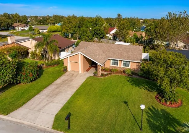 Photo 5 of Single family home for sale at 3 Country Clb Ct, Kissimmee, FL 34759 | MLS# TB8515563 | Listing updated on 2026-07-07