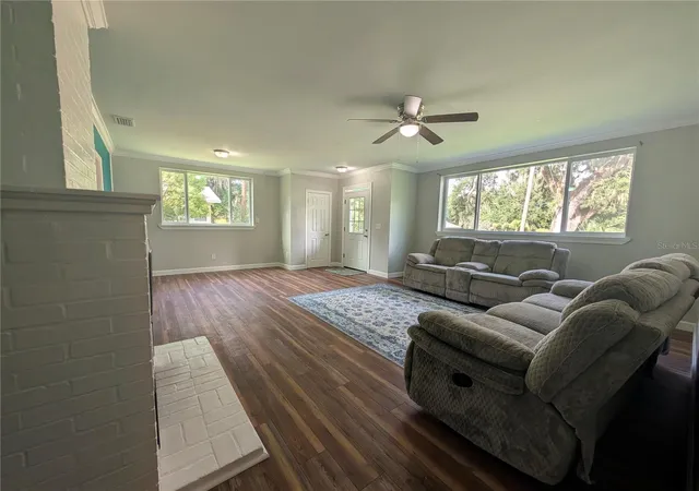 3rd image of 414 S Prospect St, Crescent City, FL 32112 | MLS# V4949450