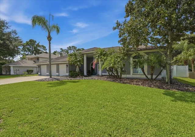 Photo 2 of Single family home for sale at 17024 Winners Cir, Odessa, FL 33556 | MLS# TB8515575 | Listing updated on 2026-10-04