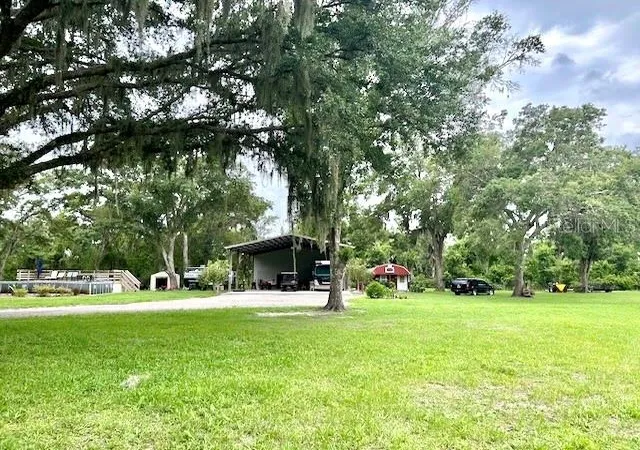 3rd image of 528 Ashley Lane, Center Hill, FL 33514 | MLS# O6413674
