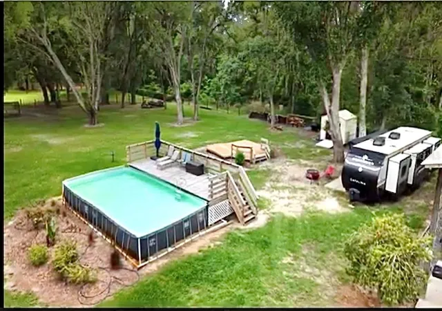 5th image of 528 Ashley Lane, Center Hill, FL 33514 | MLS# O6413674