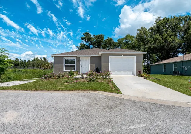 Photo 3 of Single family home for sale at 151 1st Street, Winter Haven, FL 33880 | MLS# O6413676 | Listing updated on 2026-08-05