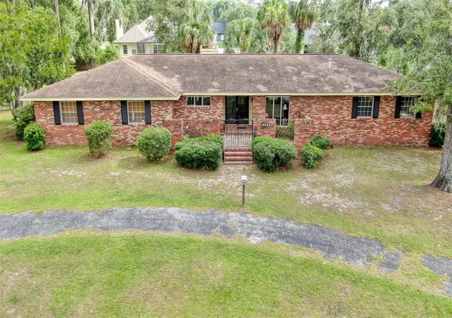 Photo 2 of Single family home for sale at 4243 Se 8th Street, Ocala, FL 34471 | MLS# OM725993 | Listing updated on 2026-08-25