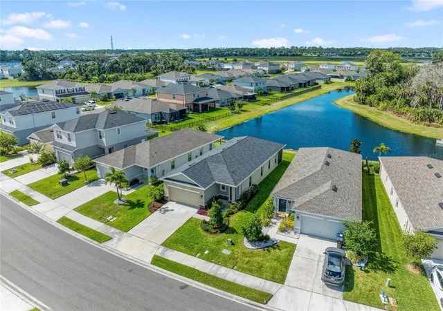 Photo 3 of Single family home for sale at 10711 High Noon Trl, Parrish, FL 34219 | MLS# A4695936 | Listing updated on 2026-10-09