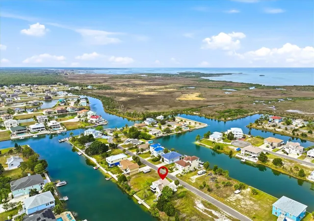 Photo 4 of Sale Pending at 3294 Gardenia Dr, Hernando Beach, FL 34607 | MLS# W7886396 | Listing updated on 2026-10-16