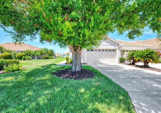 Photo 3 of House for sale at 1842 San Silvestro Dr, Venice, FL 34285 | MLS# N6144590 | Listing updated on 2026-08-23