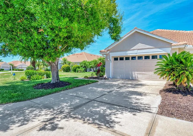 Photo 4 of House for sale at 1842 San Silvestro Dr, Venice, FL 34285 | MLS# N6144590 | Listing updated on 2026-08-23