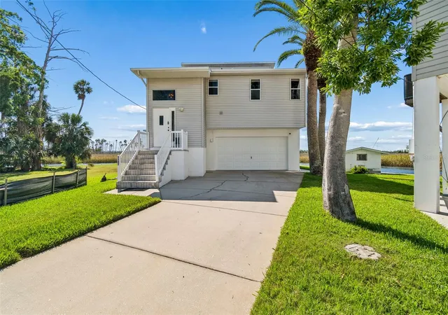2nd image of 5247 Tropical Pt, Weeki Wachee, FL 34607 | MLS# TB8515601