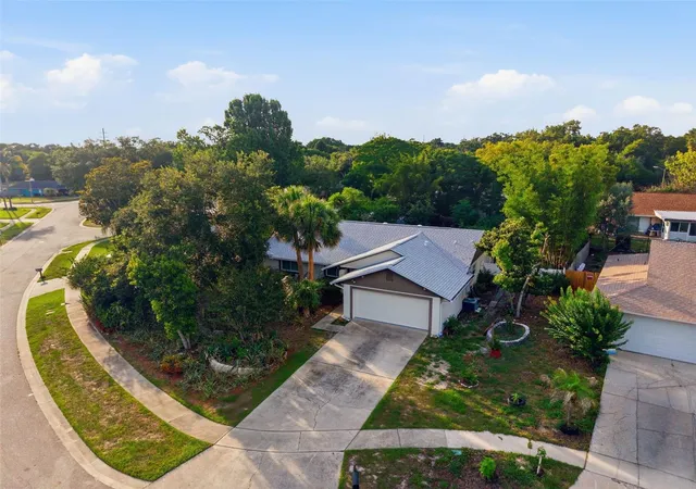 Photo 1 of Single family home for sale at 8423 Bermuda Dunes Dr, Orlando, FL 32819 | MLS# A4695942 | Listing updated on 2026-09-04