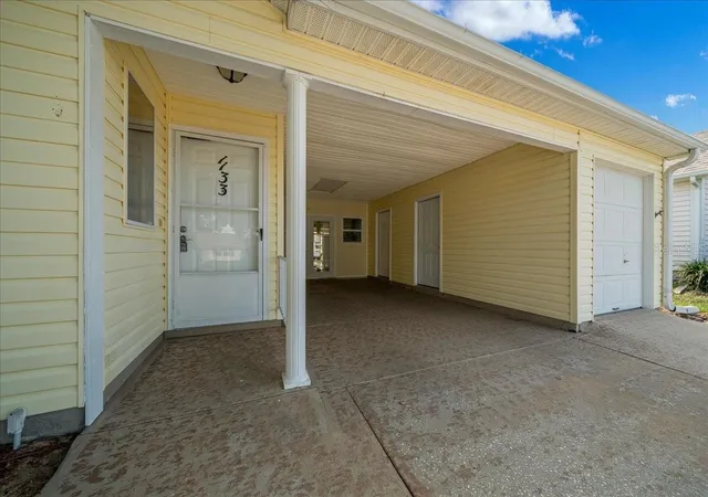 Photo 4 of Single family home for sale at 1133 Del Toro Dr, Lady Lake, FL 32159 | MLS# G5113320 | Listing updated on 2026-10-09