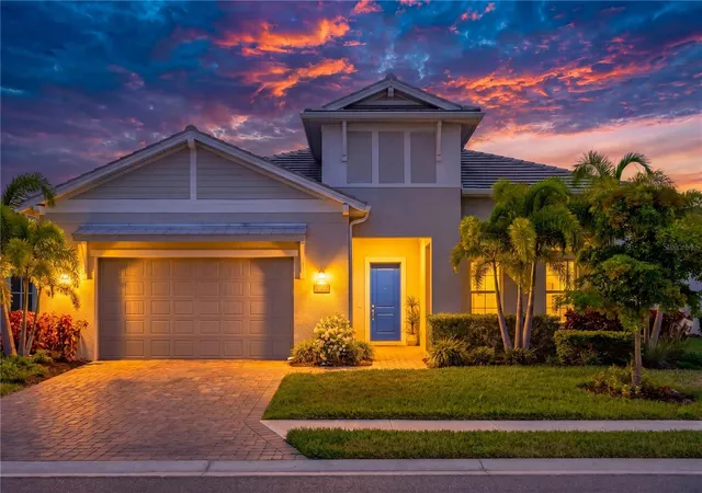 Homes for sale in Lakewood Ranch, FL | 8154 Redonda Loop, Lakewood Ranch, FL 34202 | MLS# A4695943