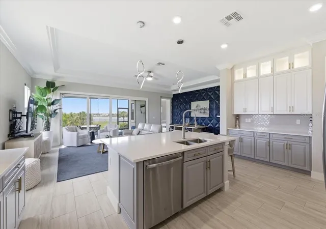 4th image of 2317 5Th St E, Palmetto, FL 34221 | MLS# TB8515609