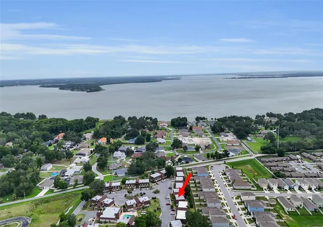 2nd image of 500 Newell Hl Rd, LEESBURG, FL 34748