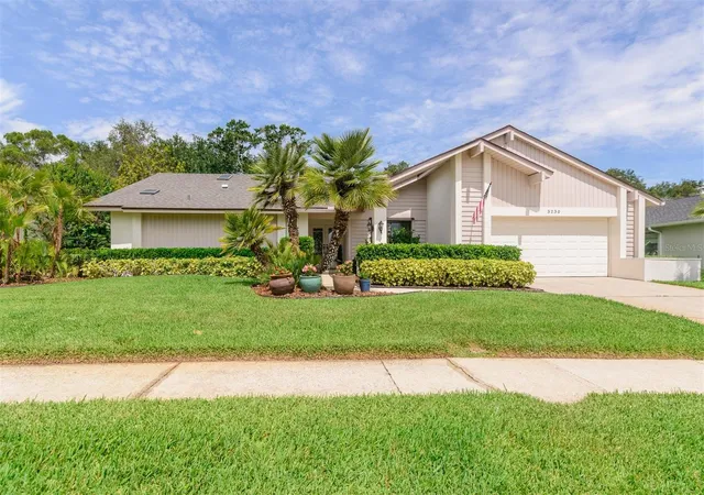 Photo 1 of Sale Pending at 3230 Sandy Ridge Dr, Clearwater, FL 33761 | MLS# TB8515624 | Listing updated on 2026-10-14