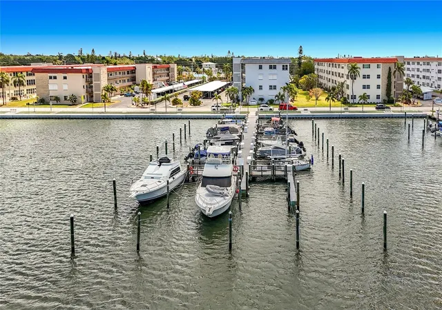 Photo 3 of Condo for sale at 3018 59th Street S #102, Gulfport, FL 33707 | MLS# TB8515626 | Listing updated on 2026-09-28