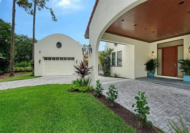2nd image of 360 N Point Rd, Osprey, FL 34229 | MLS# A4695959