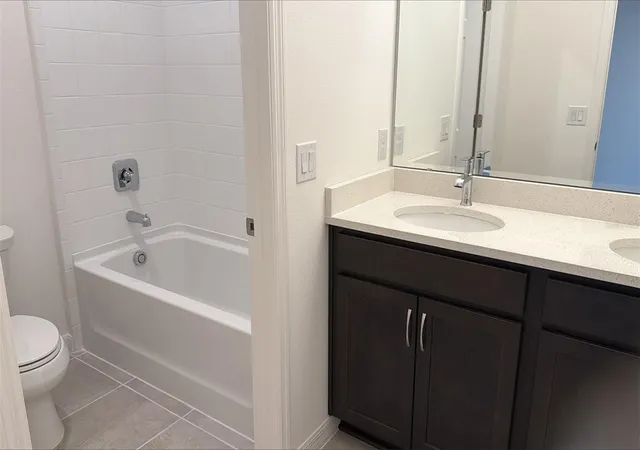 Photo 3 of Sale Pending at 6866 Spanish Imperial St, Howey In The Hills, FL 34737 | MLS# O6413746 | Listing updated on 2026-10-05