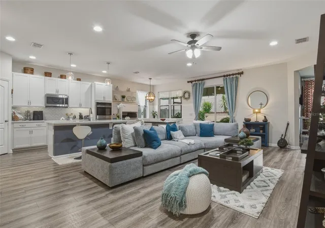 Homes for sale in Clermont, FL | 16742 Abbey Hill Ct, Clermont, FL 34711 | MLS# G5113324